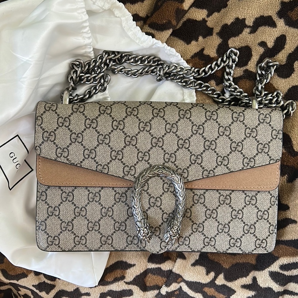 Gucci monogram bag